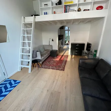 Rummelig Kobenhavnerlejlighed *